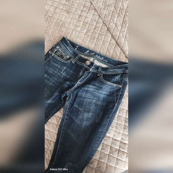 L.A. Idol Blue Boot Cut Jeans with Ornate Embellishments - Picture 3 of 6